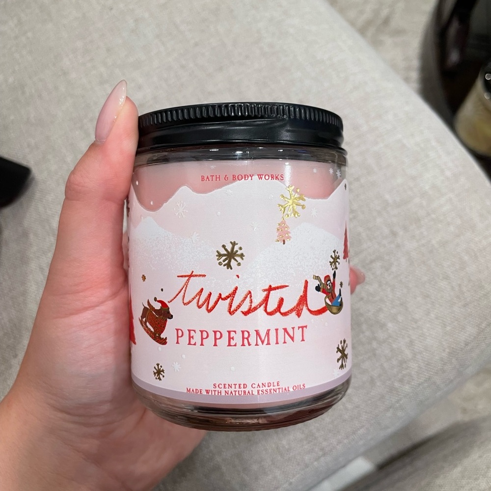 NEW twisted peppermint 1 wick candle!
